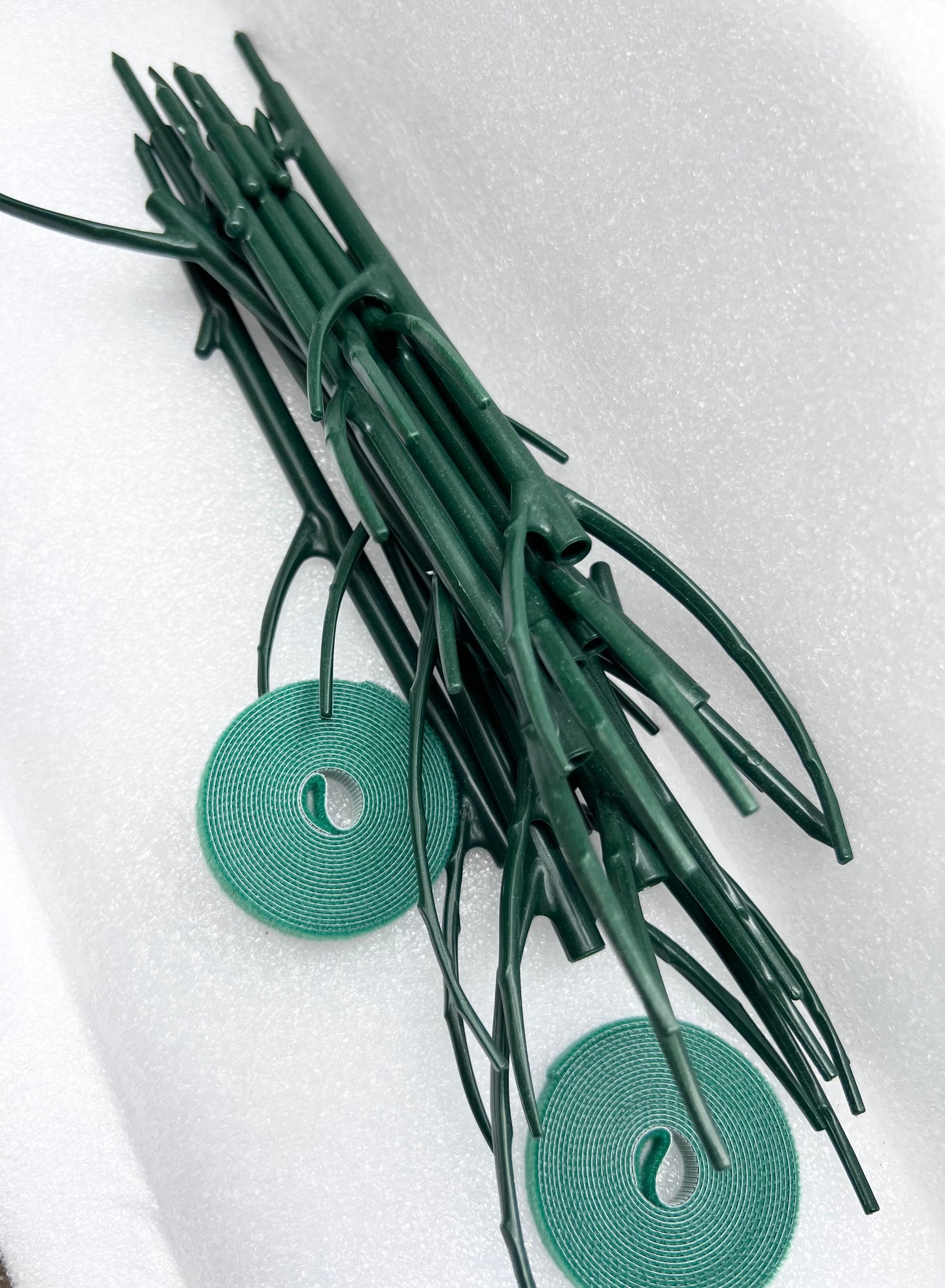 10 Plastic Twigs