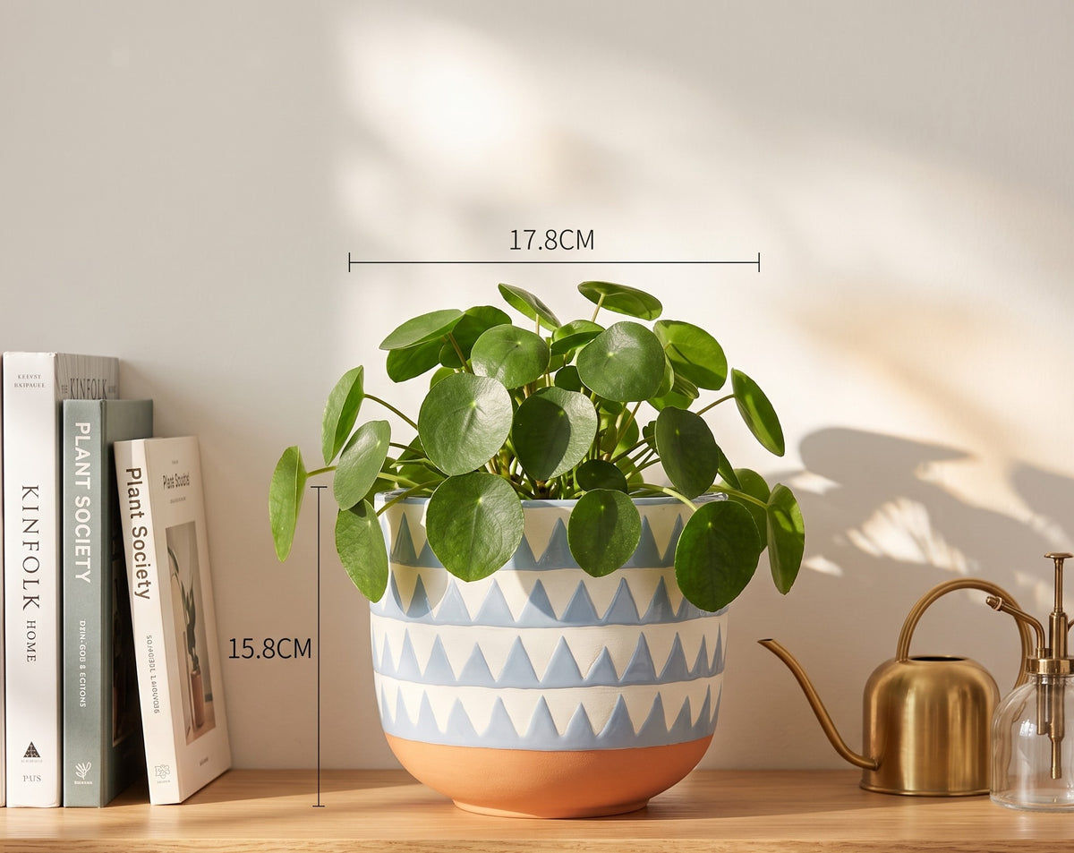 Geometric Waves Cache pot